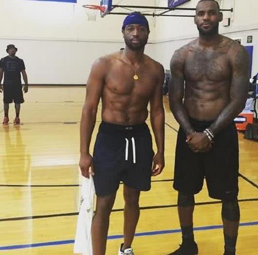 保罗在与马 保罗在与马