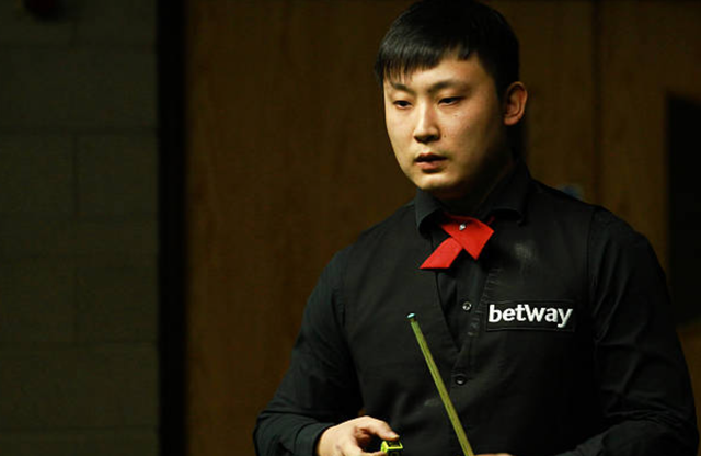 美国女子公 美国女子公