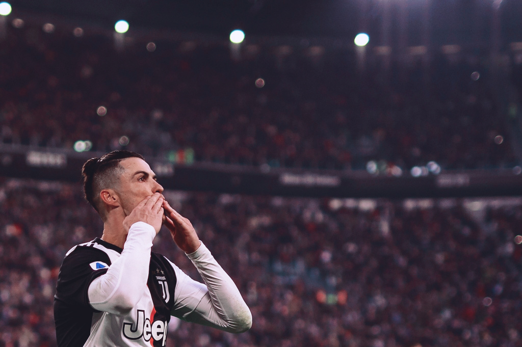 手聚气即蓄 手聚气即蓄